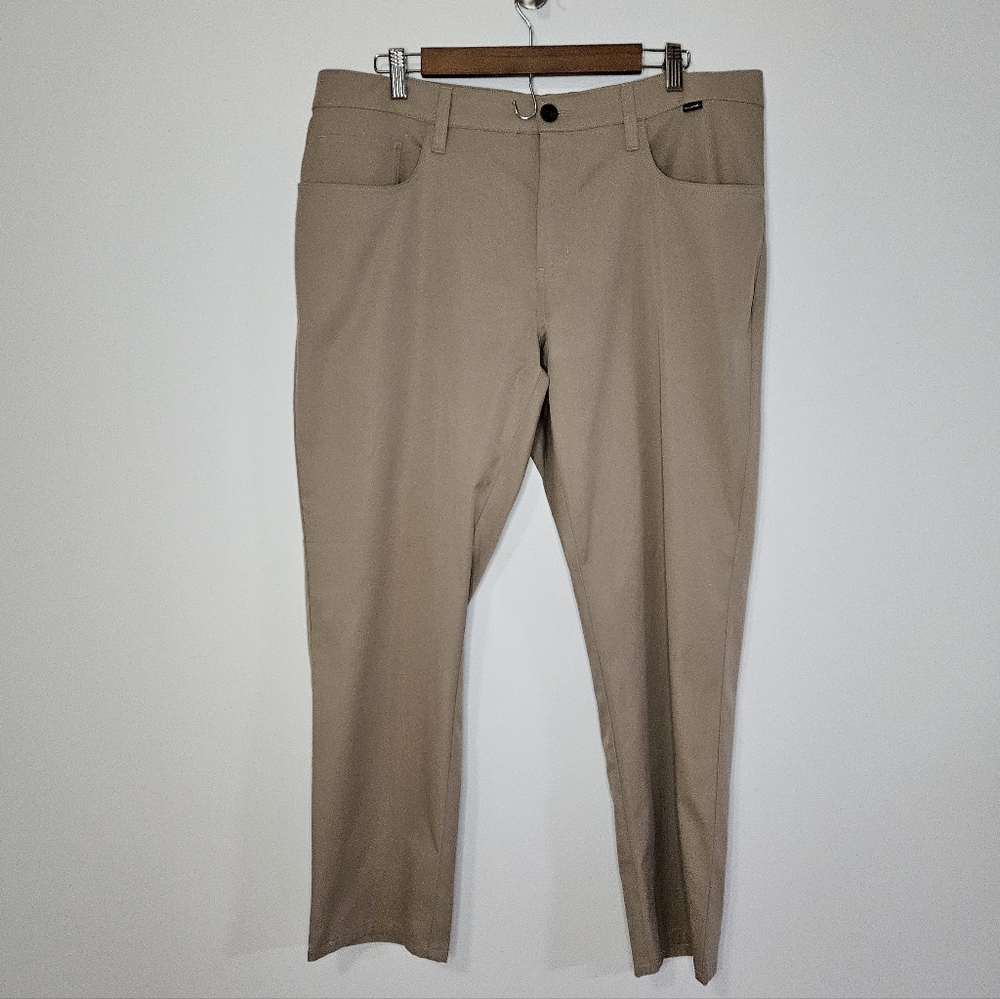 Travis Matthew | Open to Close Pants 36x28